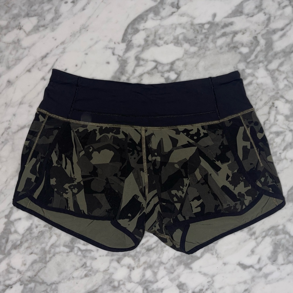 Lululemon Speed Up Short - Camo